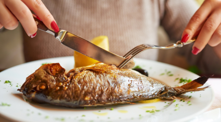 ¿COMER PESCADO AUMENTA EL RIESGO DE MELANOMA?